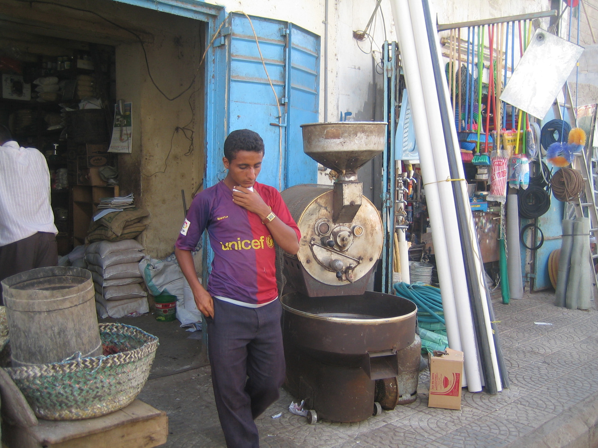 Coffee roasting on the streets of Aden